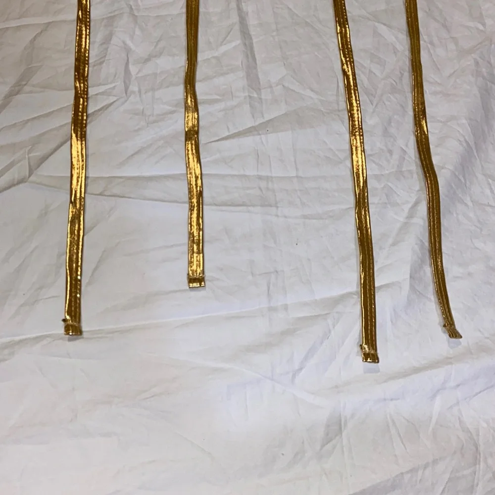 Spirit Halloween shiny gold metallic Halloween leg wraps. One size. Like new - Picture 7 of 13